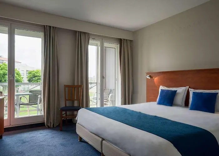 Og Sables-d Olonne Admirals